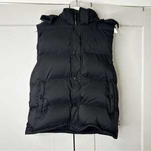 ARITZIA SUPERPUFF VEST JACKET -Women’s